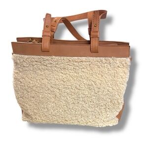 Universal Thread Sherpa Faux Leather Shoulder bag  Purse. Brown